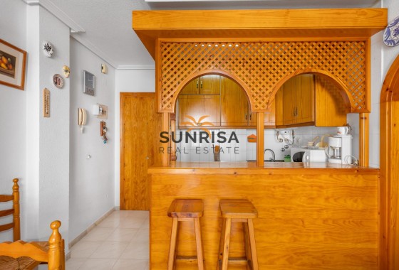 Appartement · Herverkoop - Torrevieja · La Mata · Alicante · Spanje