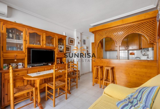 Appartement · Herverkoop - Torrevieja · La Mata · Alicante · Spanje