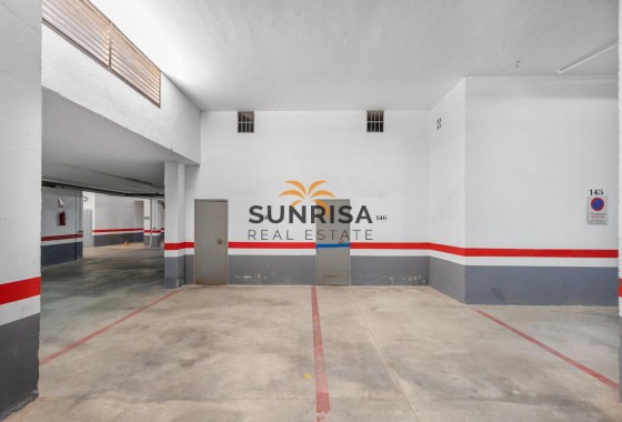 Appartement · Herverkoop - Torrevieja · La Mata · Alicante · Spanje