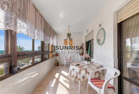 Appartement · Herverkoop - Torrevieja · La Mata · Alicante · Spanje