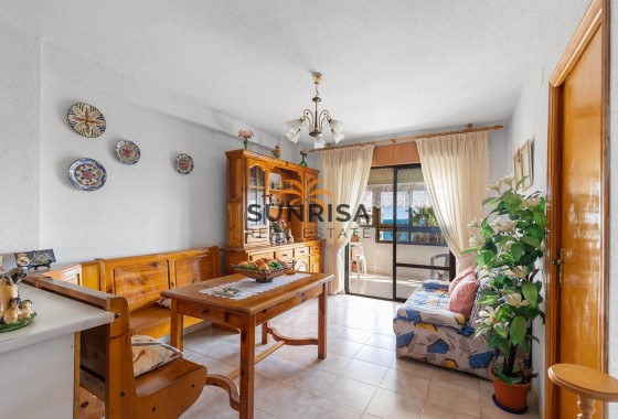 Appartement · Herverkoop - Torrevieja · La Mata · Alicante · Spanje