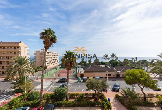 Appartement · Herverkoop - Torrevieja · La Mata · Alicante · Spanje