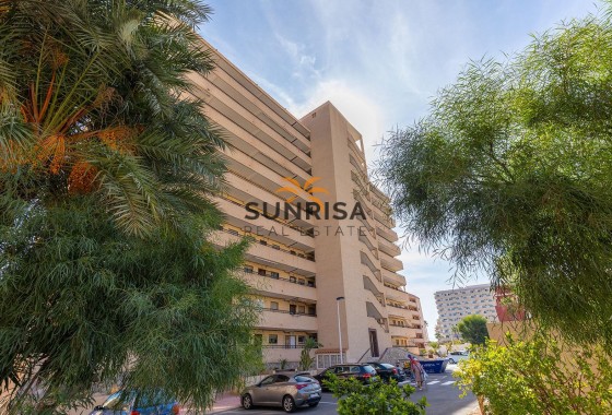 Appartement · Herverkoop - Torrevieja · La Mata · Alicante · Spanje