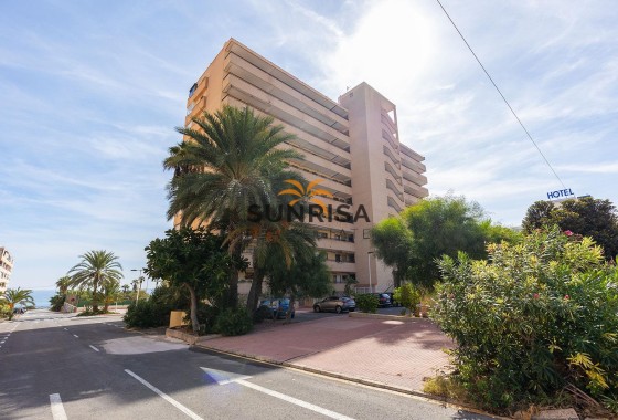 Appartement · Herverkoop - Torrevieja · La Mata · Alicante · Spanje