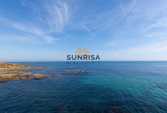 Appartement · Herverkoop - Torrevieja · La Mata · Alicante · Spanje