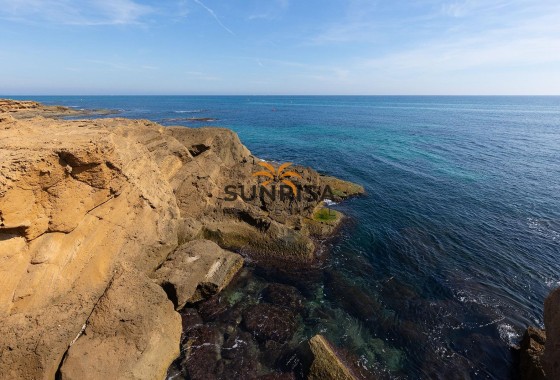 Appartement · Herverkoop - Torrevieja · La Mata · Alicante · Spanje