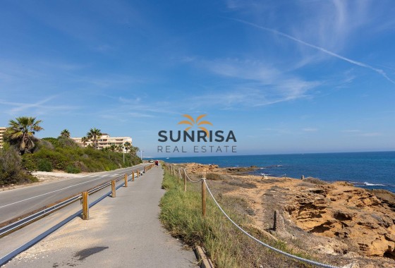 Appartement · Herverkoop - Torrevieja · La Mata · Alicante · Spanje