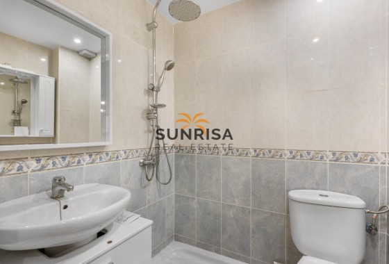 Appartement · Herverkoop - Torrevieja · Alicante · Spanje