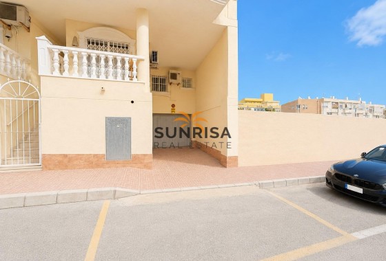 Garaje / aparcamiento · Alquiler a largo plazo - Torrevieja · Centro · Alicante · España