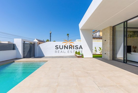 Villa · Reventa - Torrevieja · Los Balcones - Los Altos del Edén · Alicante · España