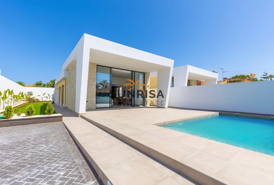 Villa · Reventa - Torrevieja · Los Balcones - Los Altos del Edén · Alicante · España