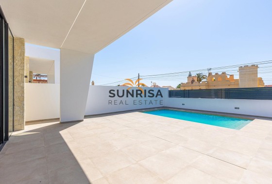 Villa · Reventa - Torrevieja · Los Balcones - Los Altos del Edén · Alicante · España