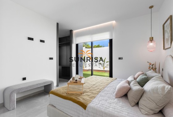 Villa · Reventa - Torrevieja · Los Balcones - Los Altos del Edén · Alicante · España