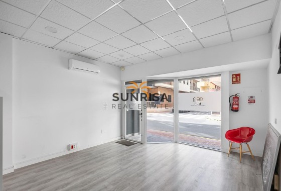 Bedrijfsruimte · Herverkoop - Torrevieja · La Mata pueblo · Alicante · Spanje