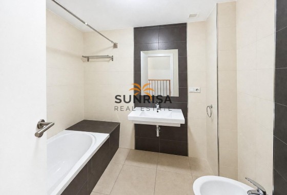 Herenhuis · Herverkoop - Torrevieja · Aguas Nuevas · Alicante · Spanje