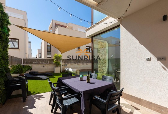 Villa · Reventa - Rojales · Pueblo Bravo · Alicante · España