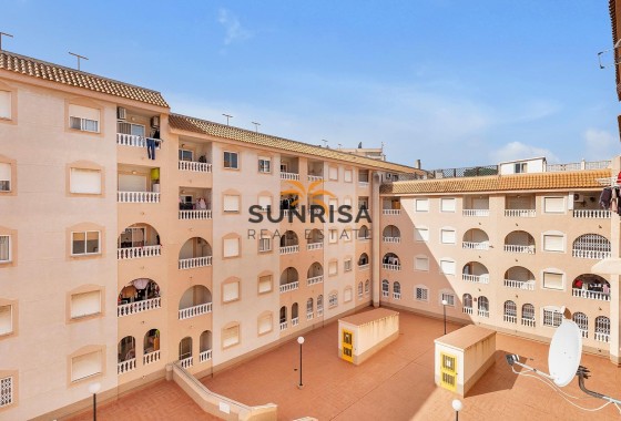 Appartement · Herverkoop - Torrevieja · Playa del Cura · Alicante · Spanje