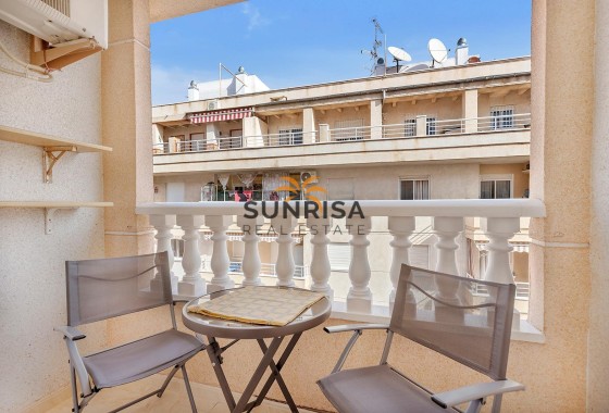 Appartement · Herverkoop - Torrevieja · Playa del Cura · Alicante · Spanje