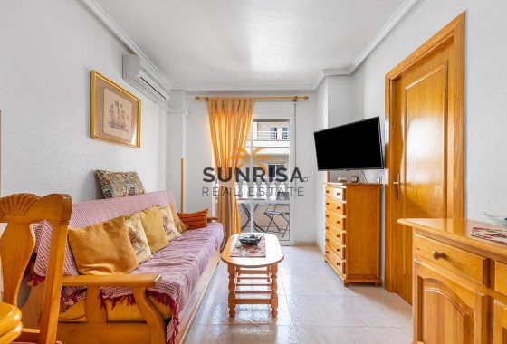 Appartement · Herverkoop - Torrevieja · Playa del Cura · Alicante · Spanje