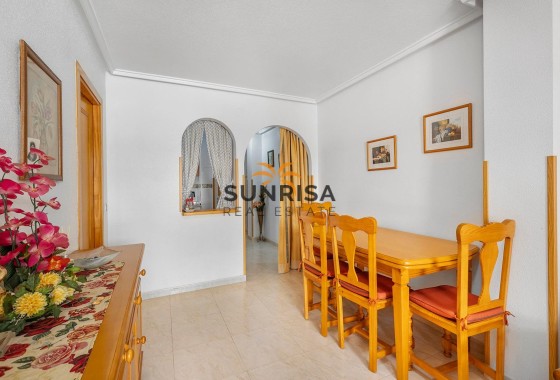 Appartement · Herverkoop - Torrevieja · Playa del Cura · Alicante · Spanje