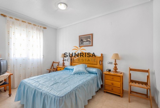 Appartement · Herverkoop - Torrevieja · Playa del Cura · Alicante · Spanje
