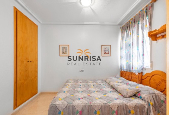 Appartement · Herverkoop - Torrevieja · Playa del Cura · Alicante · Spanje