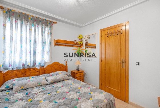 Appartement · Herverkoop - Torrevieja · Playa del Cura · Alicante · Spanje