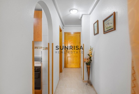 Appartement · Herverkoop - Torrevieja · Playa del Cura · Alicante · Spanje