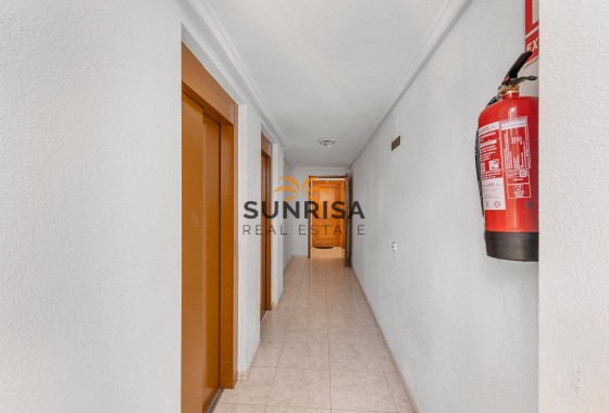 Appartement · Herverkoop - Torrevieja · Playa del Cura · Alicante · Spanje