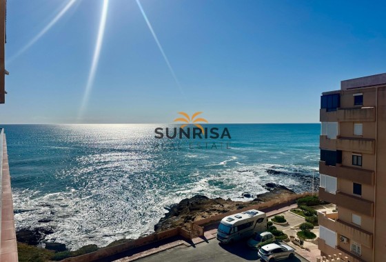 Apartamento · Reventa - Torrevieja · Cabo cervera · Alicante · España