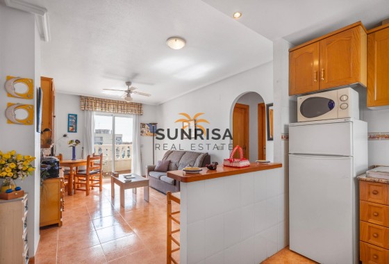 Apartamento · Reventa - Torrevieja · Nueva Torrevieja · Alicante · España