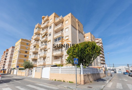 Apartamento · Reventa - Torrevieja · Nueva Torrevieja · Alicante · España