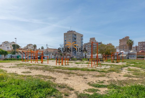 Apartamento · Reventa - Torrevieja · Nueva Torrevieja · Alicante · España