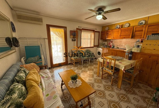 Bungalow · Herverkoop - Torrevieja · Playa de los Naufragos · Alicante · Spanje
