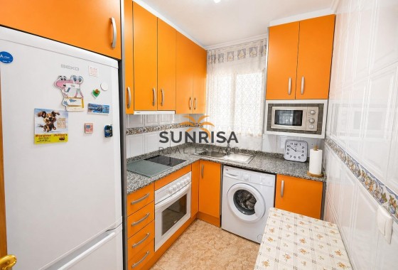 Apartamento · Reventa - Torrevieja · Nueva Torrevieja · Alicante · España