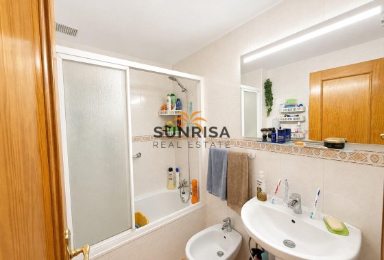 Apartamento · Reventa - Torrevieja · Nueva Torrevieja · Alicante · España