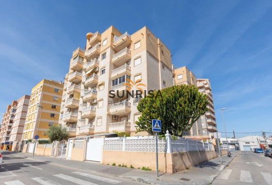 Apartamento · Reventa - Torrevieja · Nueva Torrevieja · Alicante · España
