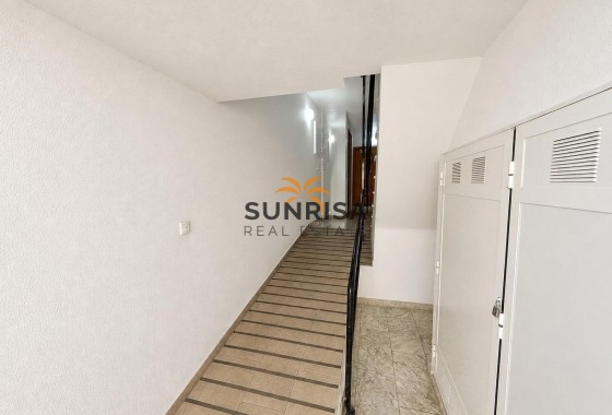 Apartamento · Reventa - Torrevieja · Nueva Torrevieja · Alicante · España