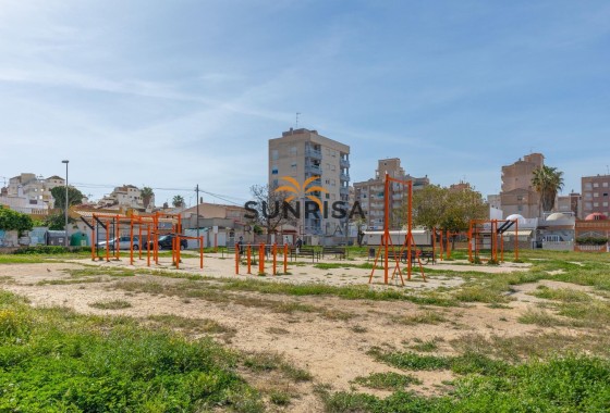Apartamento · Reventa - Torrevieja · Nueva Torrevieja · Alicante · España