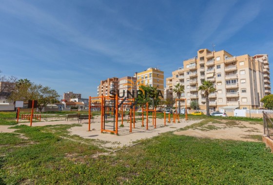 Apartamento · Reventa - Torrevieja · Nueva Torrevieja · Alicante · España