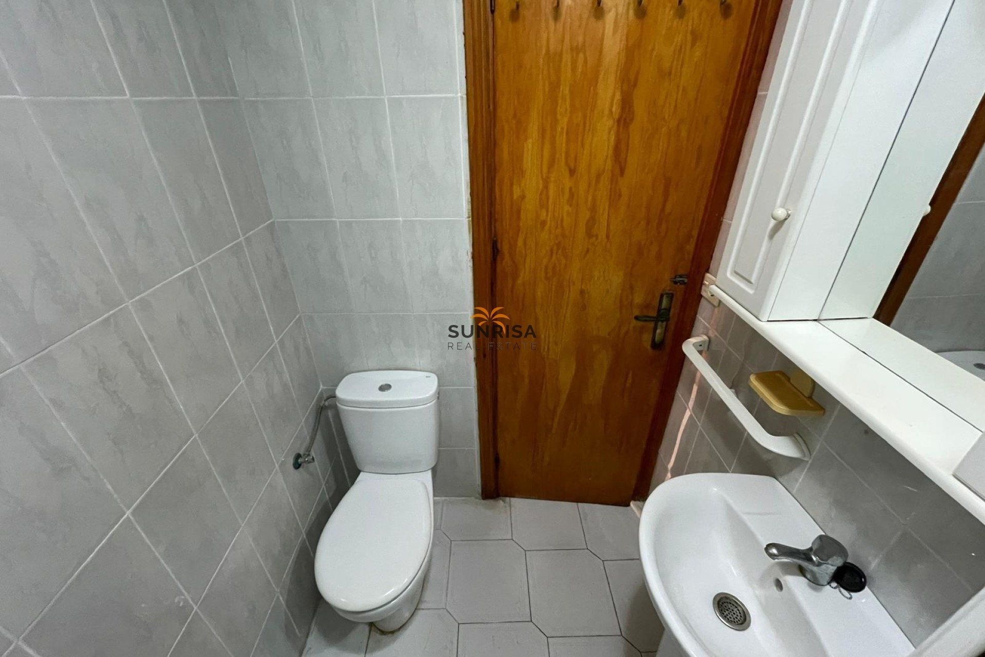 Reventa - Estudio - Torrevieja