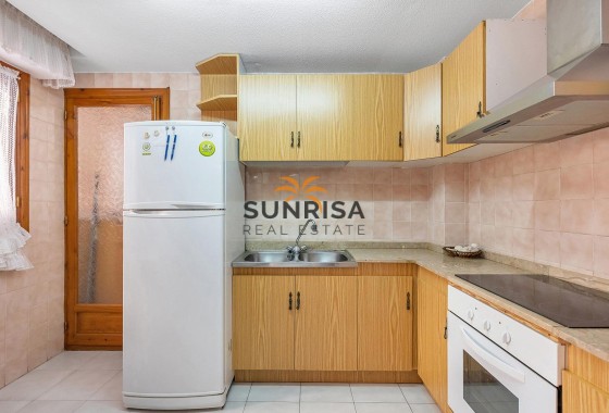 Apartamento · Reventa - Torrevieja · Estacion de autobuses · Alicante · España