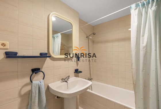 Apartamento · Reventa - Torrevieja · Estacion de autobuses · Alicante · España