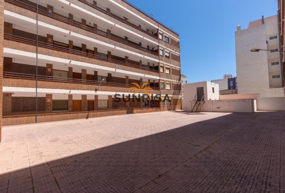 Apartamento · Reventa - Torrevieja · Estacion de autobuses · Alicante · España
