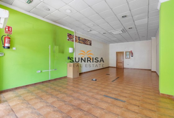 Local comercial · Reventa - Torrevieja · Centro · Alicante · España