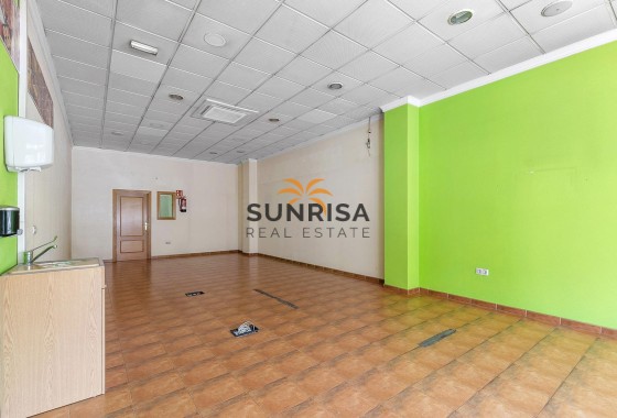 Local comercial · Reventa - Torrevieja · Centro · Alicante · España