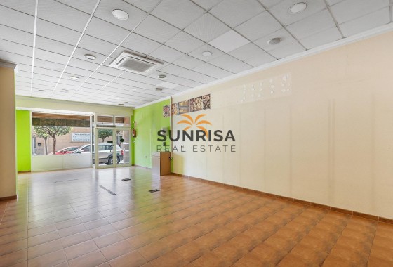 Local comercial · Reventa - Torrevieja · Centro · Alicante · España