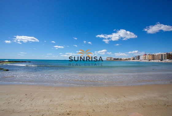 Attique · Revente - Torrevieja · Estacion de autobuses · Alicante · Espagne
