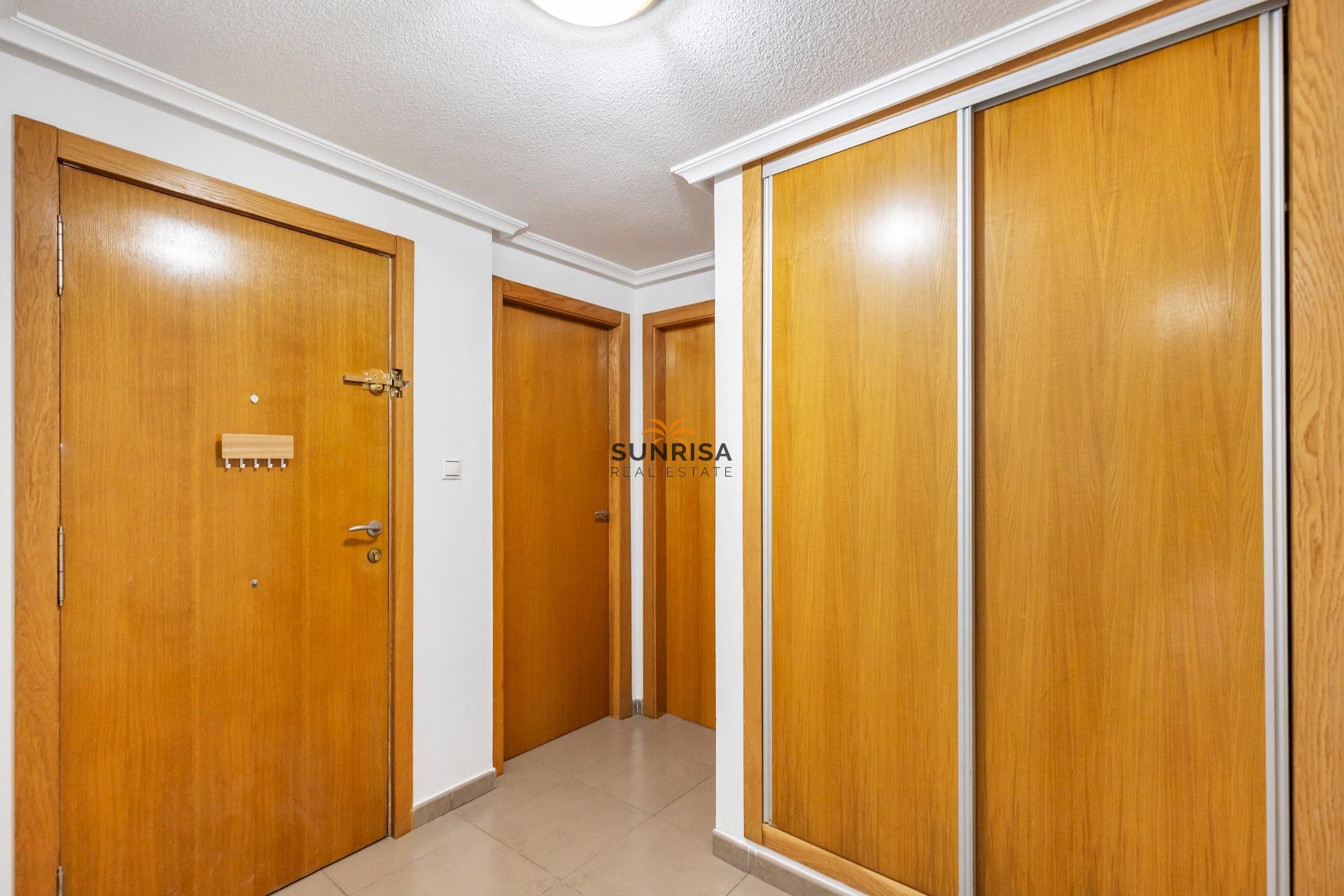 Resale - Apartment - Torrevieja