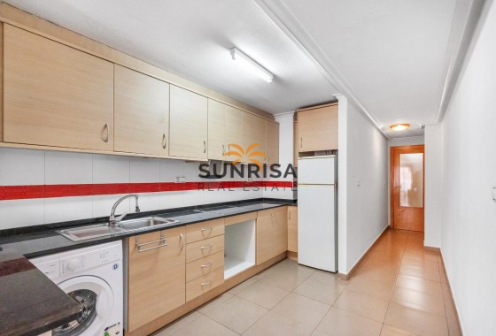 Appartement · Herverkoop - Torrevieja · Alicante · Spanje